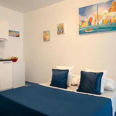 Apartment Luna 23 Procida